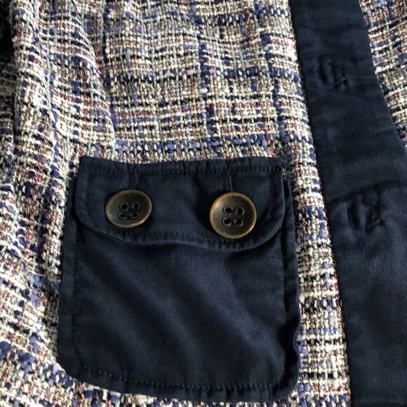 Tibi New York’s Chanel Style Knit Cropped Jacket 4 usable pockets. Hidden snaps. - Picture 3 of 16